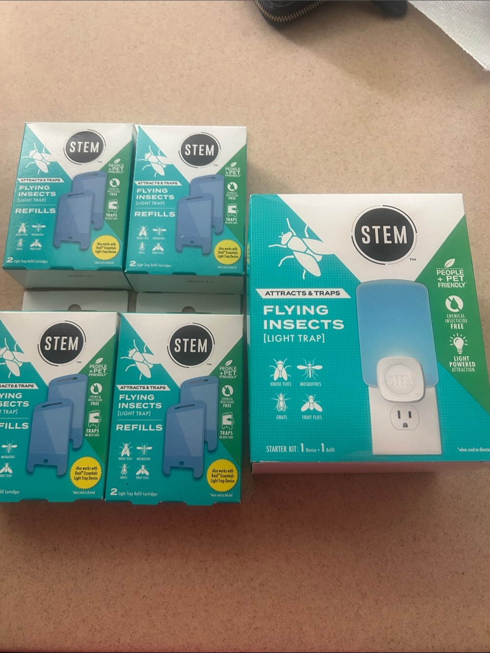 STEM Flying Insects Light Trap Kit - Teal and Blue Packaging